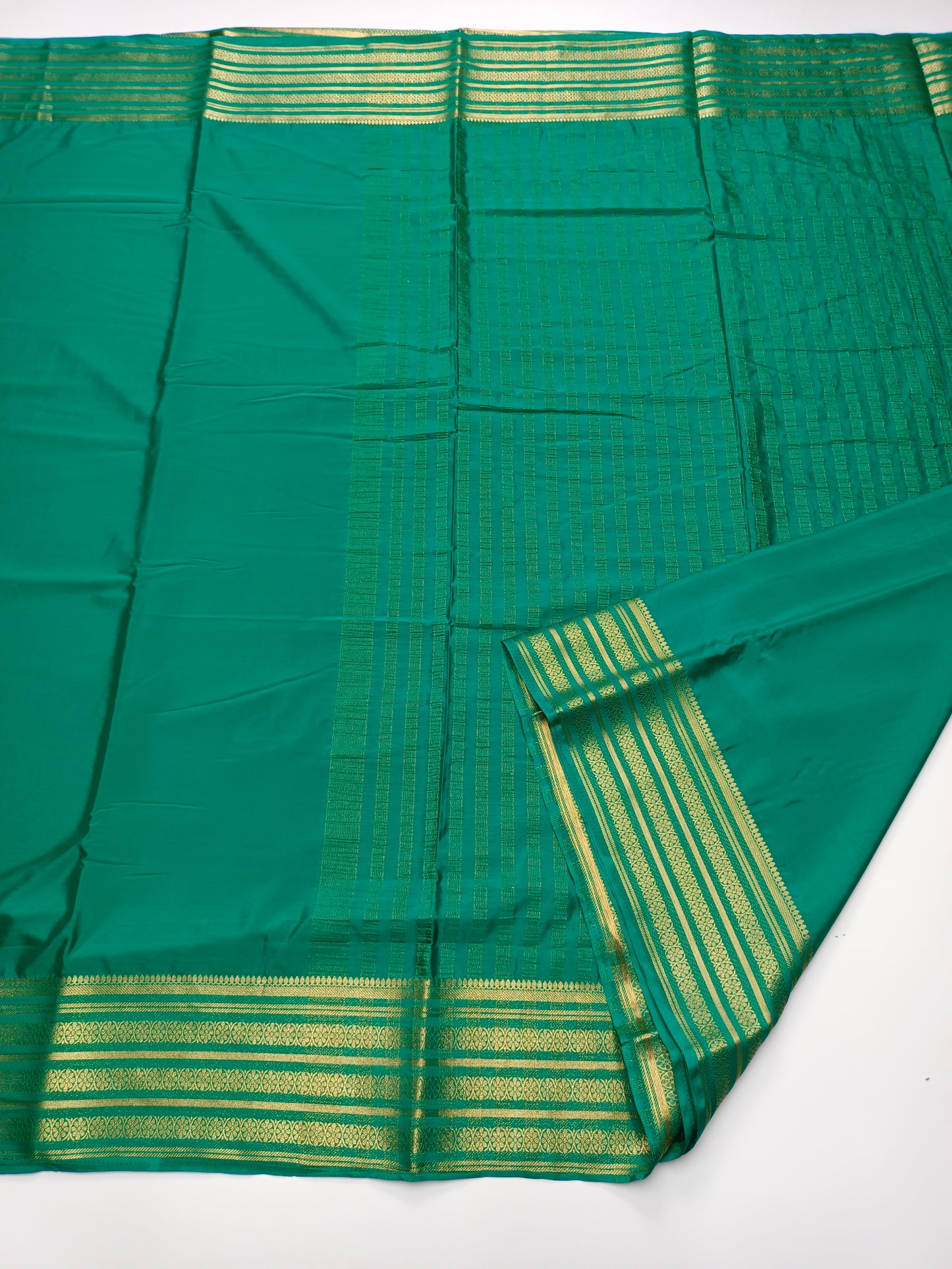 SEMI CREPE SILK SAREE
