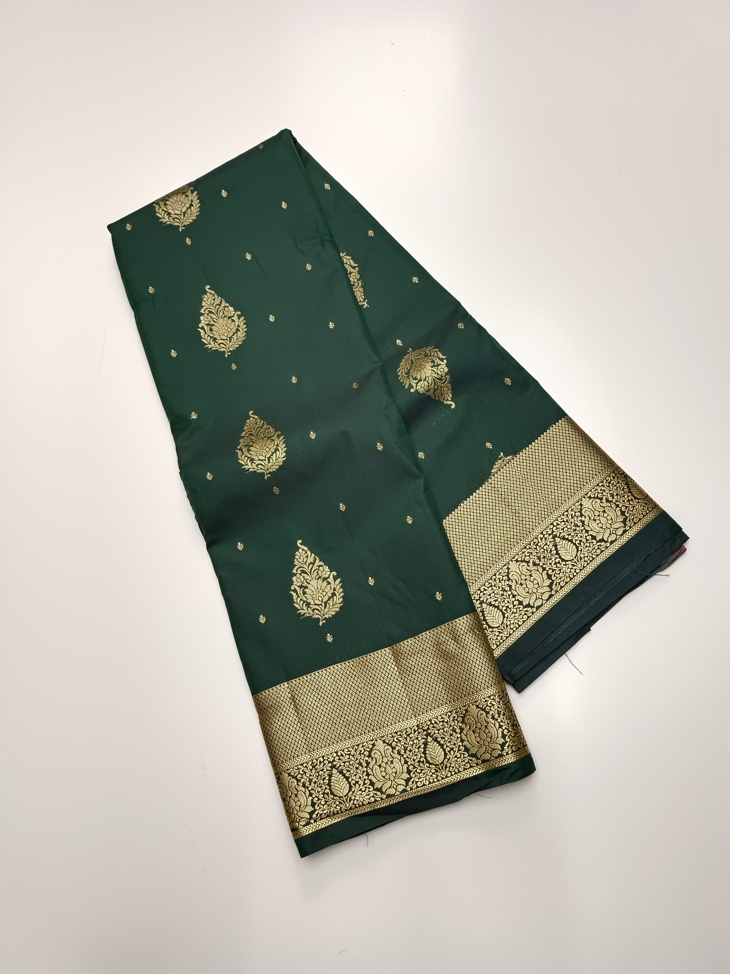 KANCHIPURAM SEMI SILK SAREE