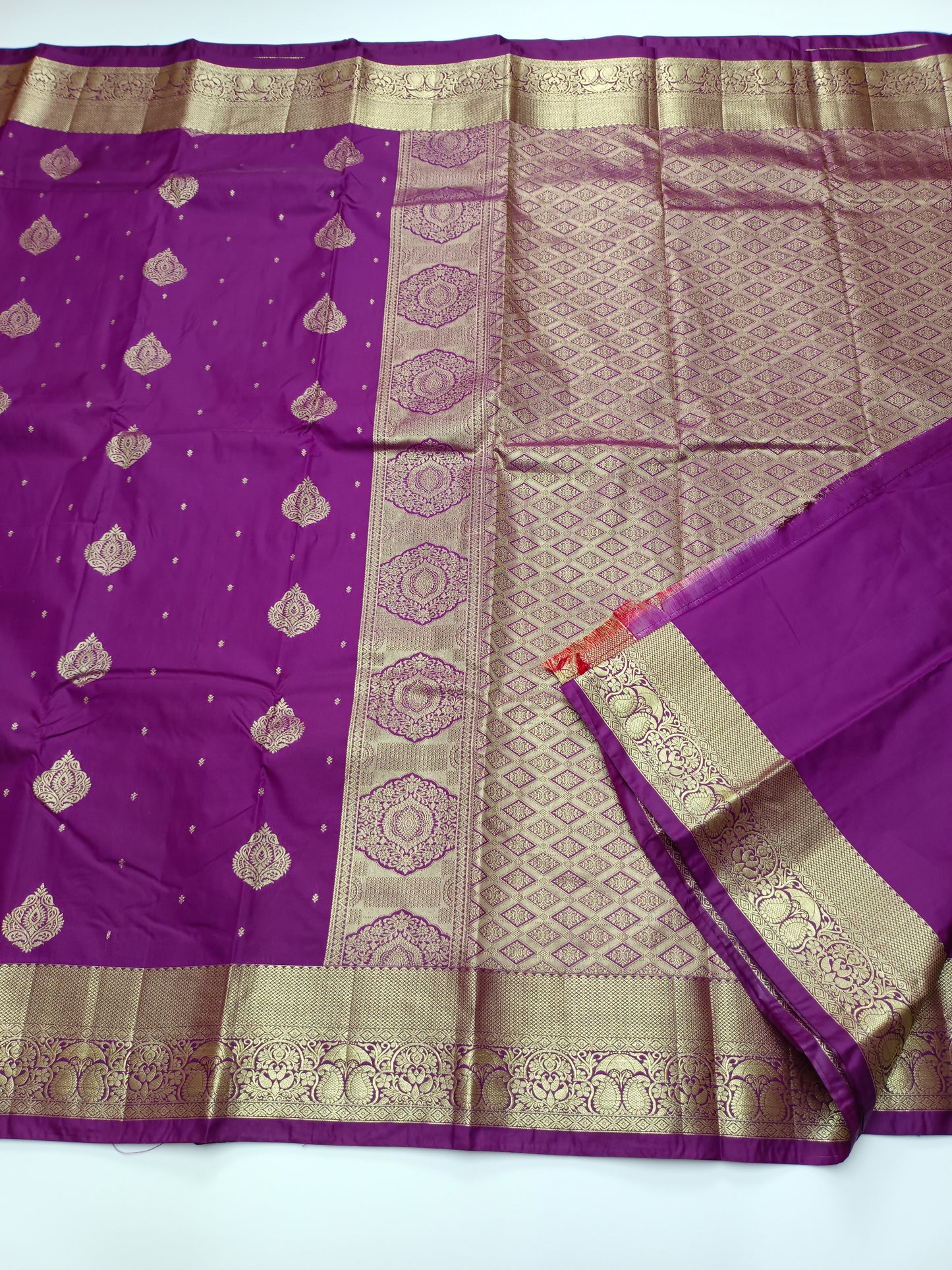 KANCHIPURAM SEMI SILK SAREE