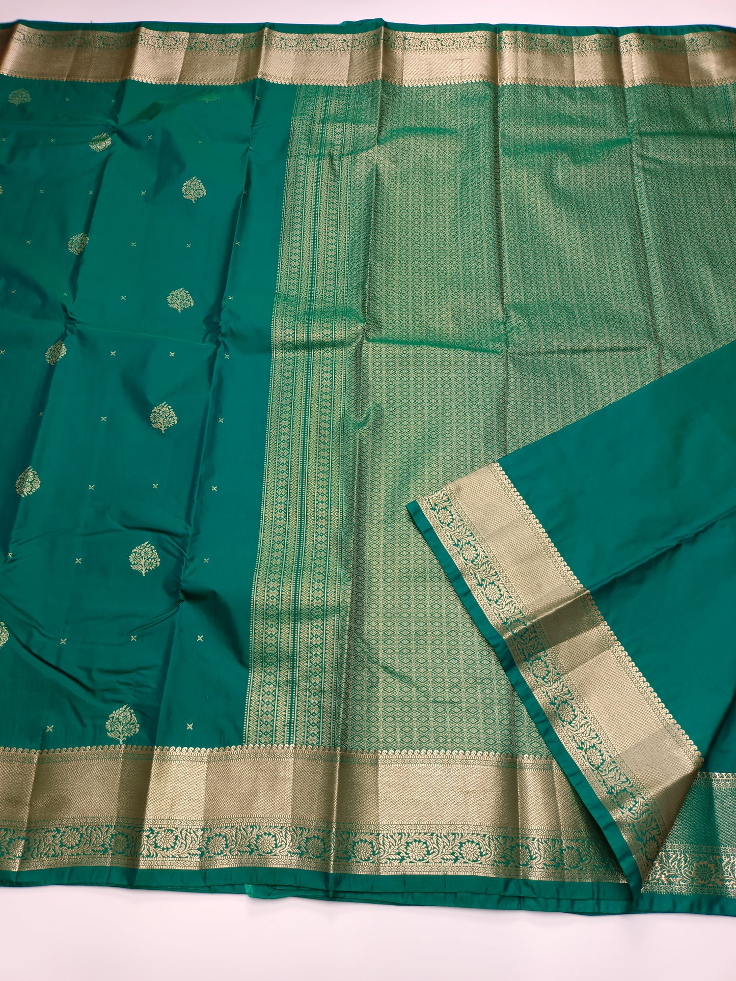 KANCHIPURAM SEMI SILK SAREE