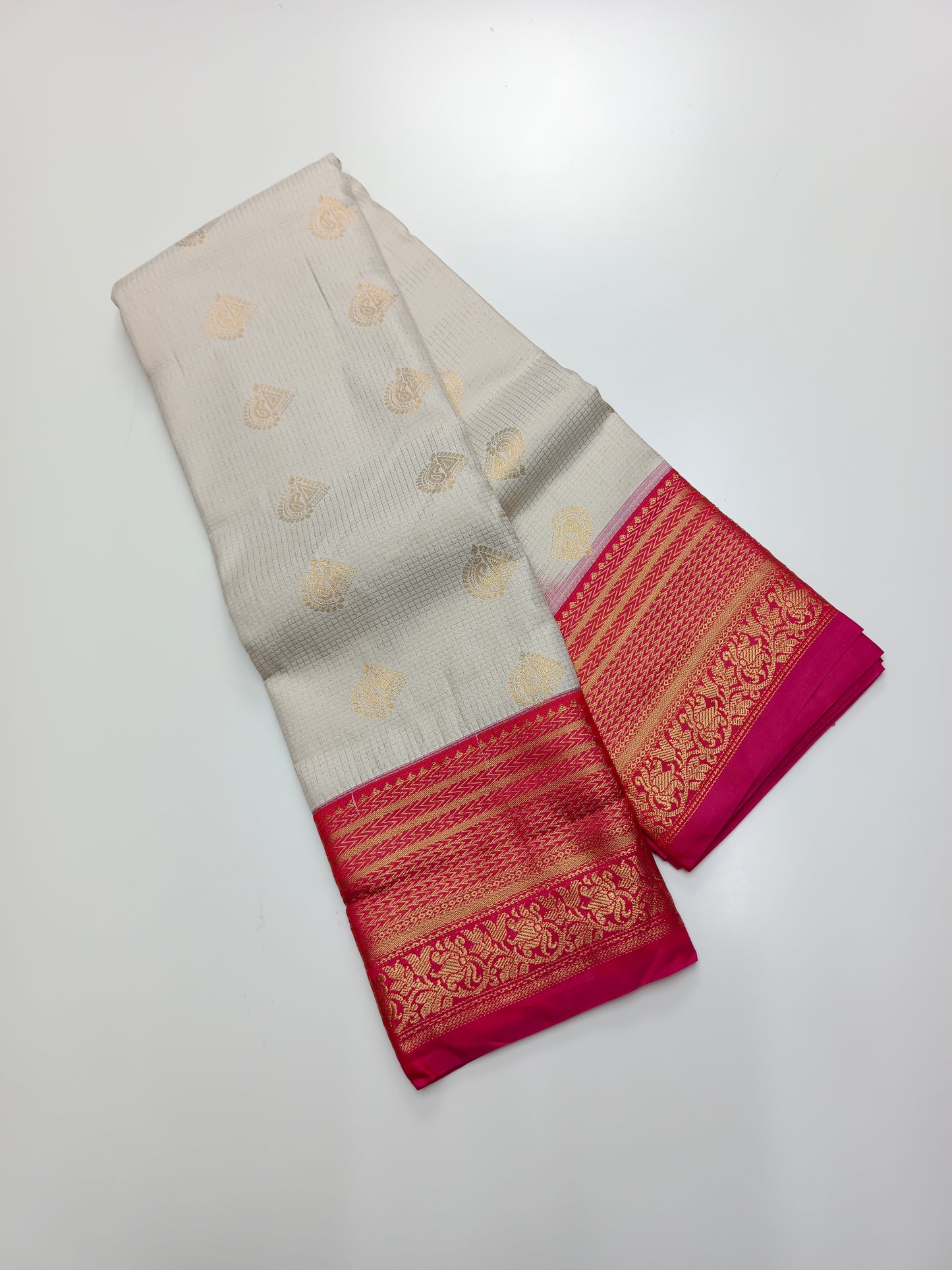 KANCHIPURAM SEMI SILK SAREE