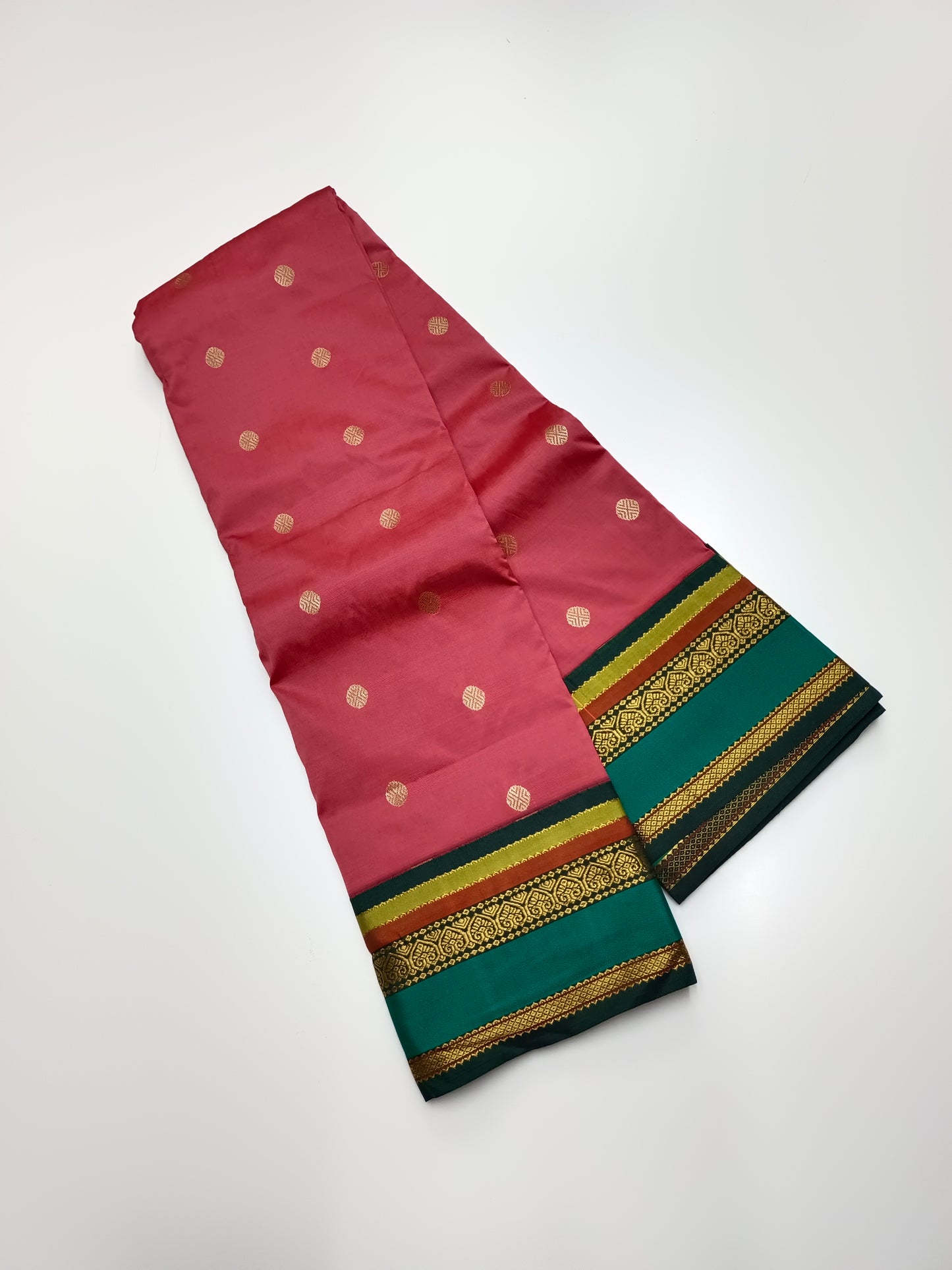 MINI MOLKALMURU SILK SAREE