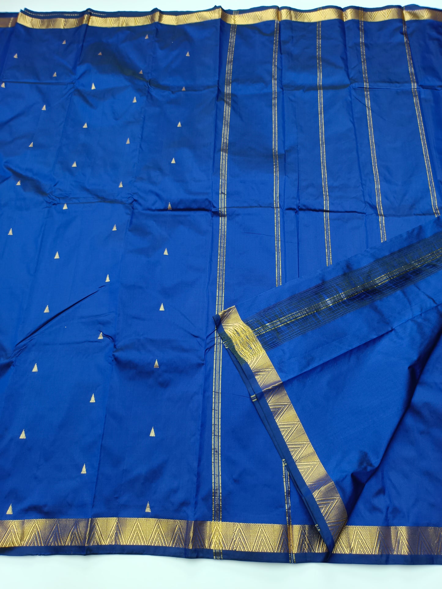 MINI MOLKALMURU SILK SAREE