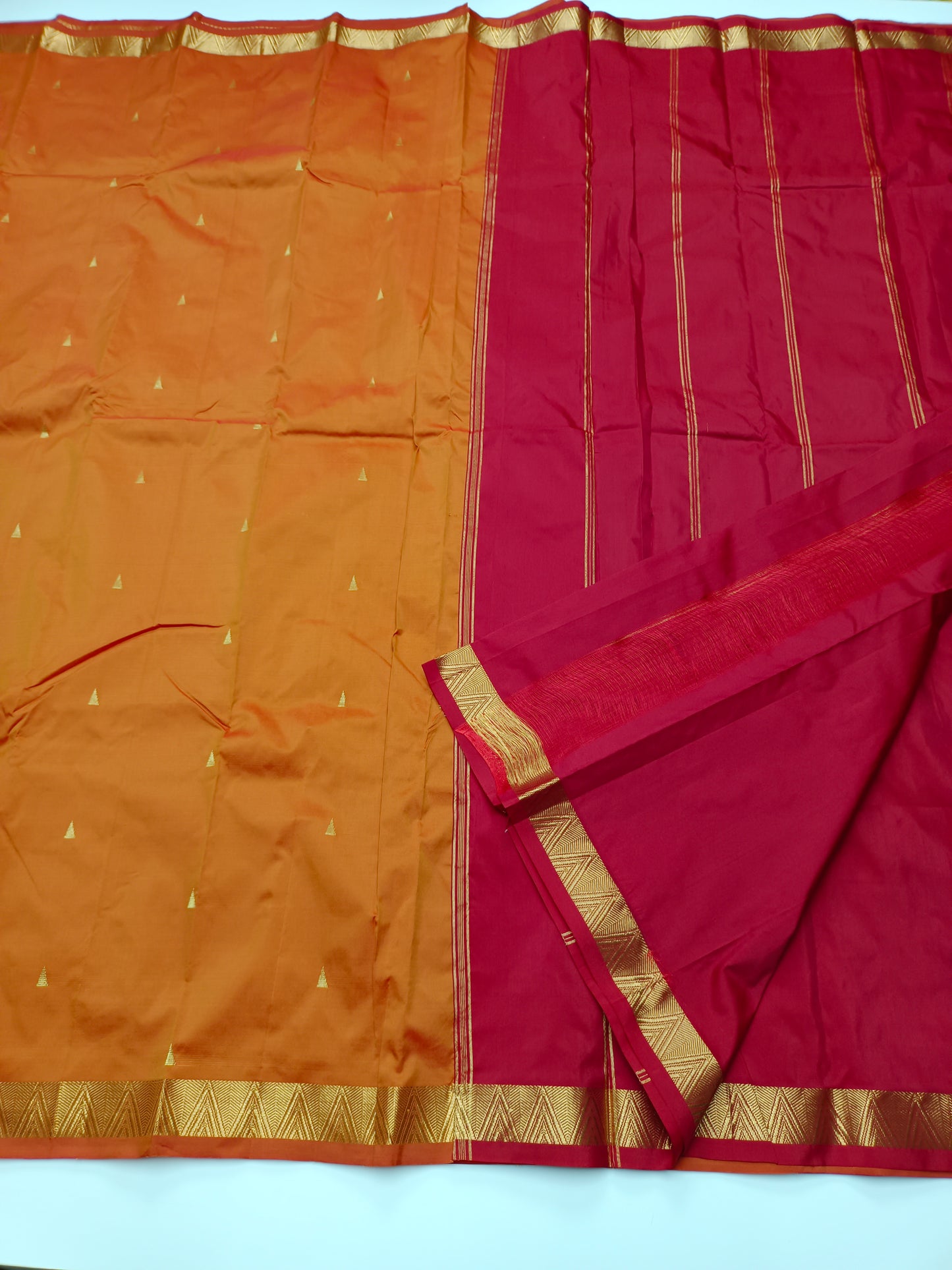 MINI MOLKALMURU SILK SAREE