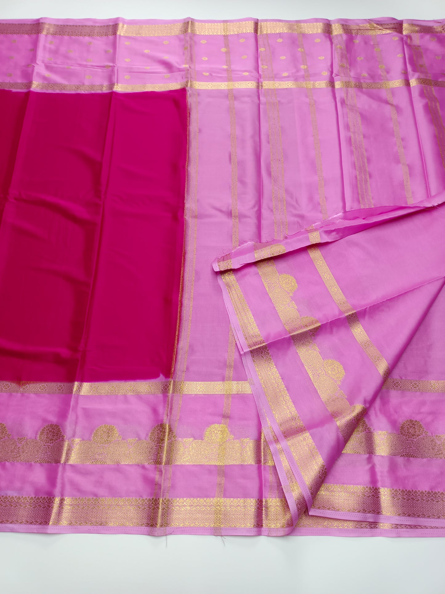 ART CREPE SAREE