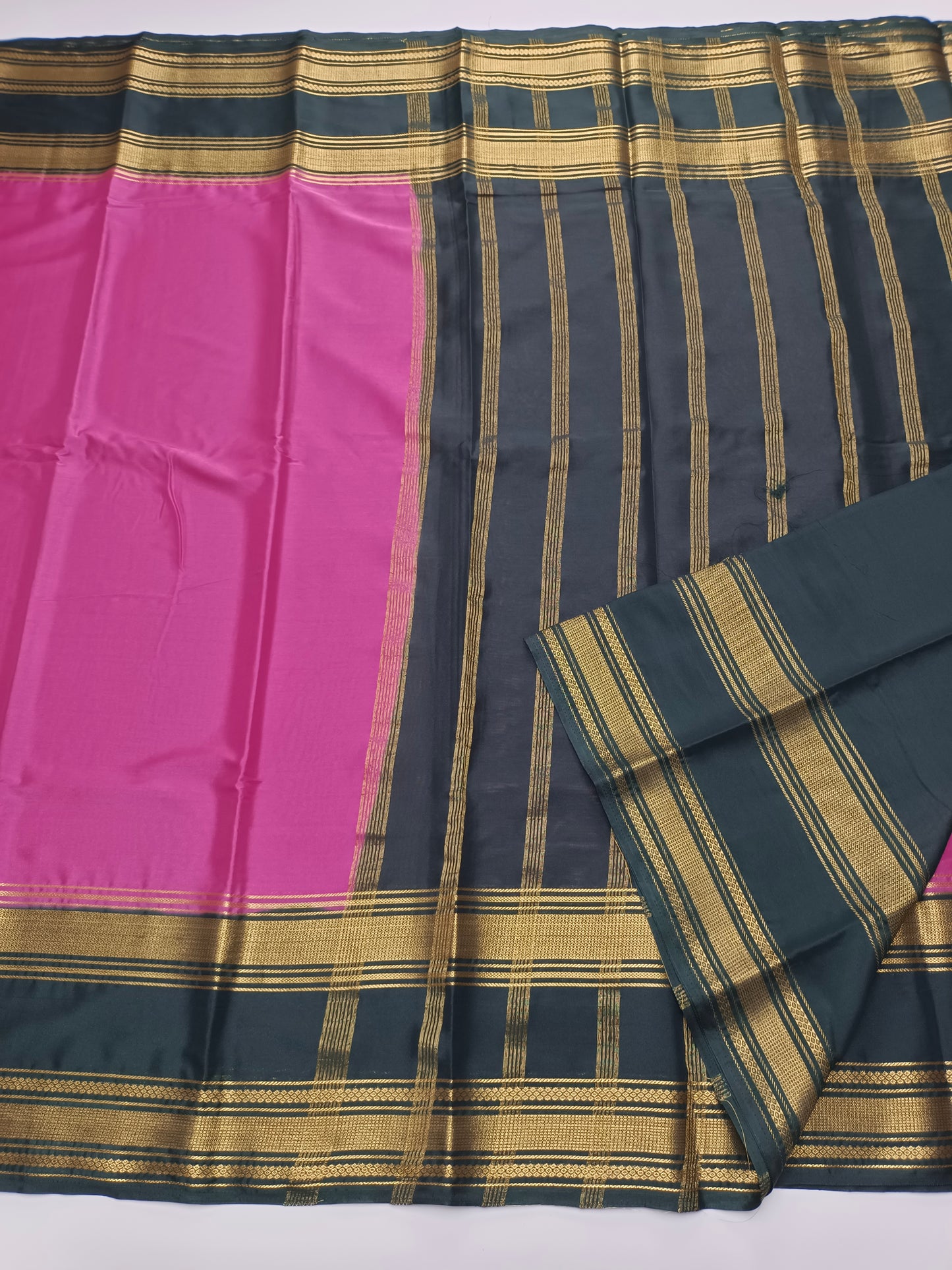 ART CREPE SAREE
