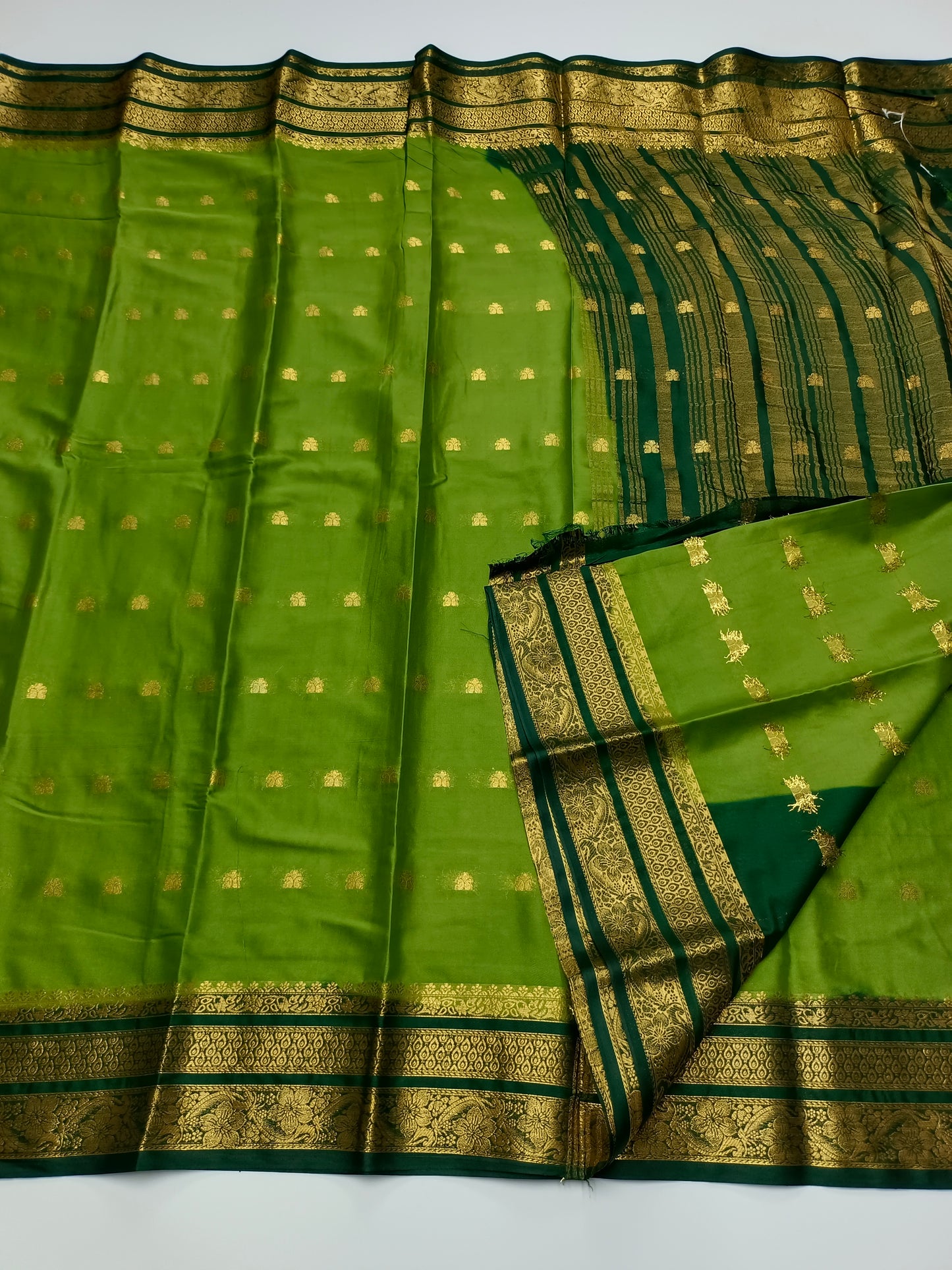 ART CREPE SAREE
