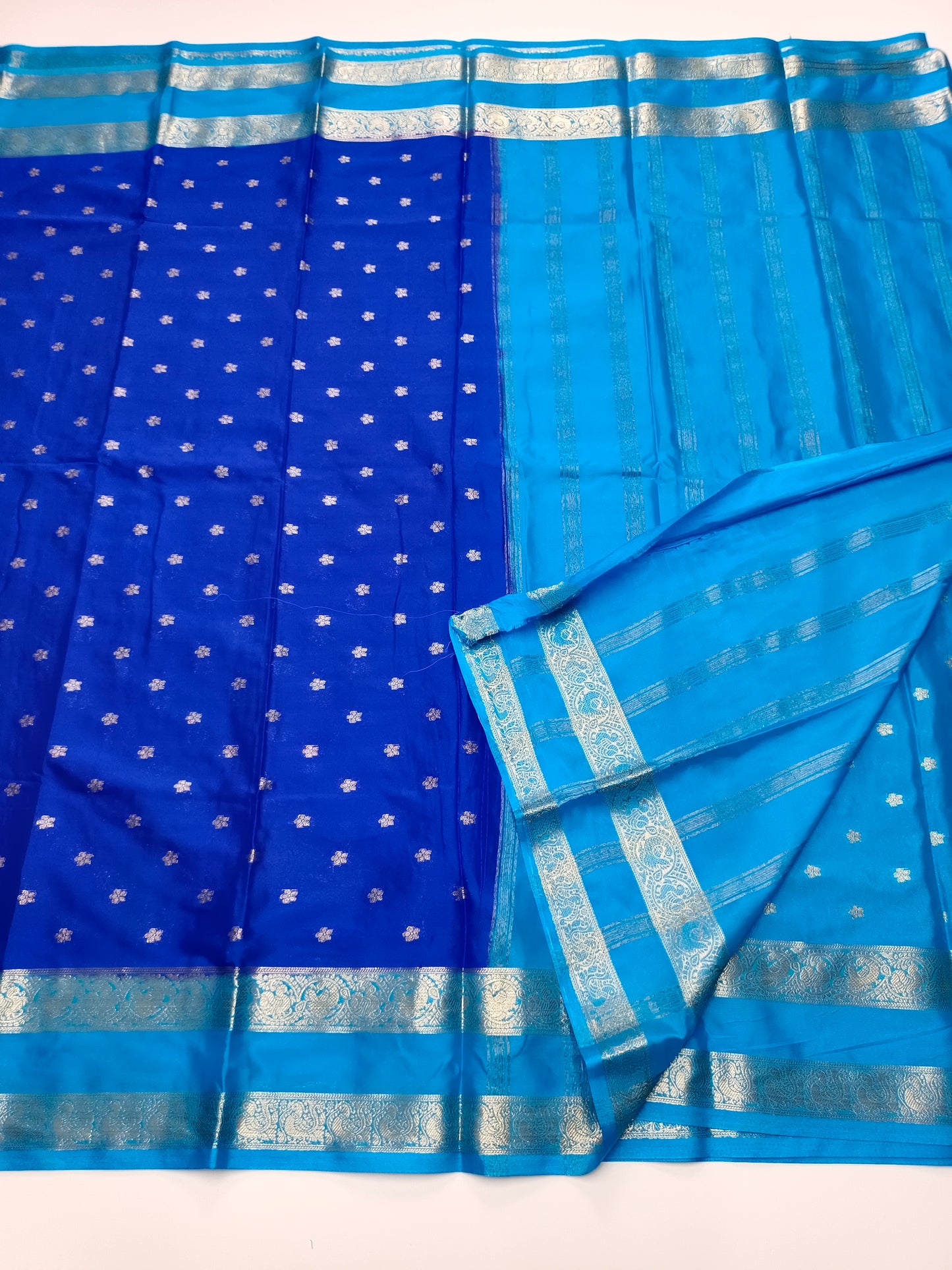 ART CREPE SAREE