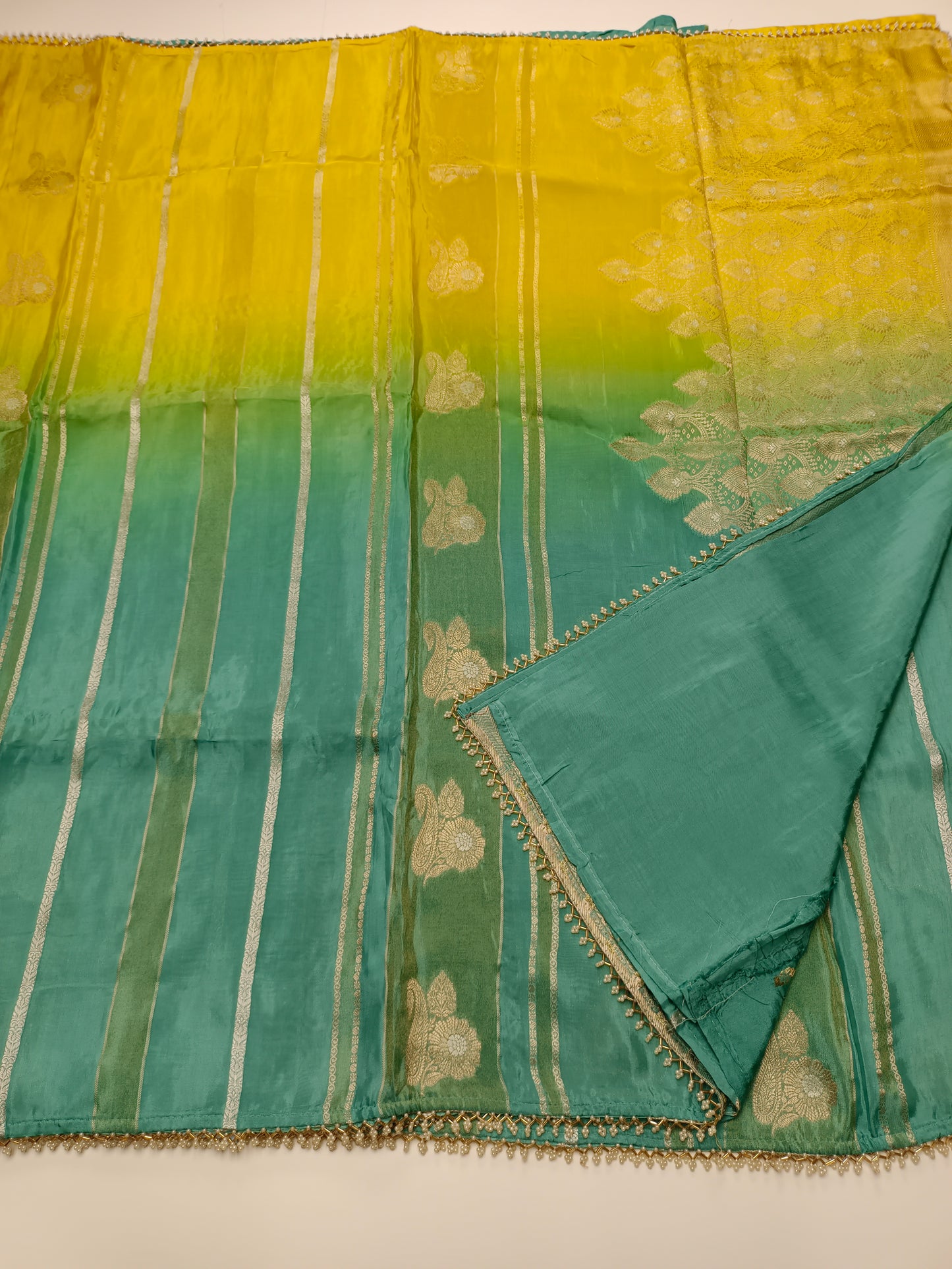2D ORGANZA CREPE  SILK SAREE