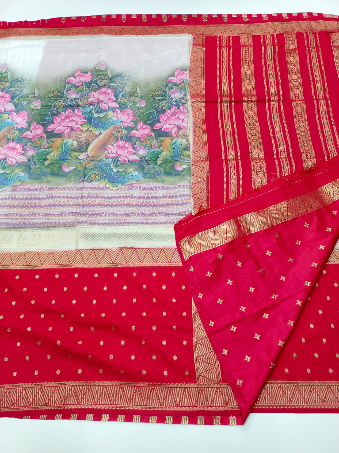 2D PRINTED CREPE SILK SAREE