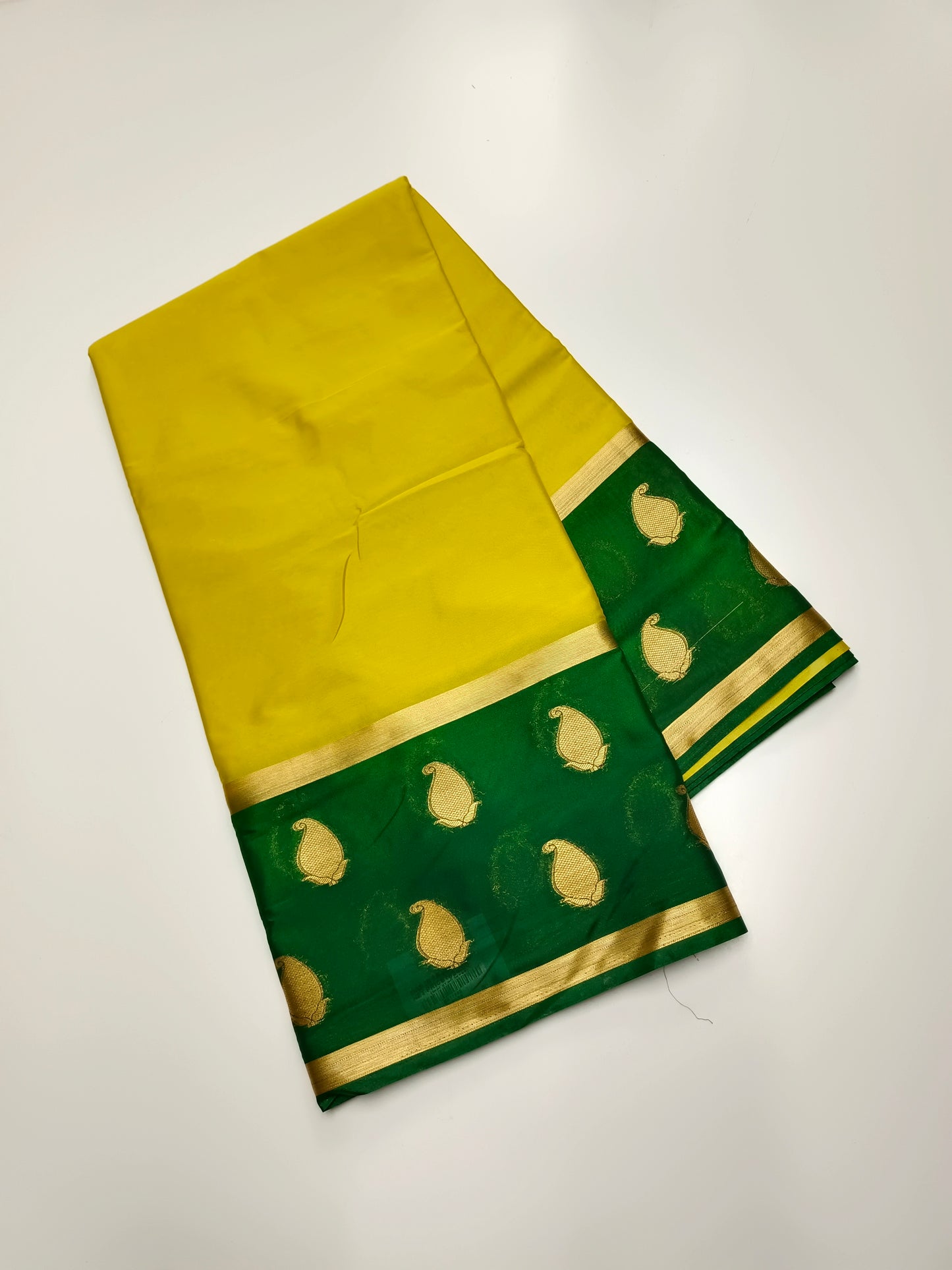 ART CREPE SAREE