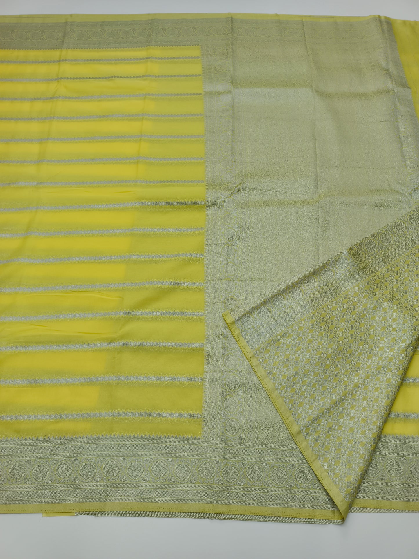 SEMI KADDI GEORGETTE SAREE