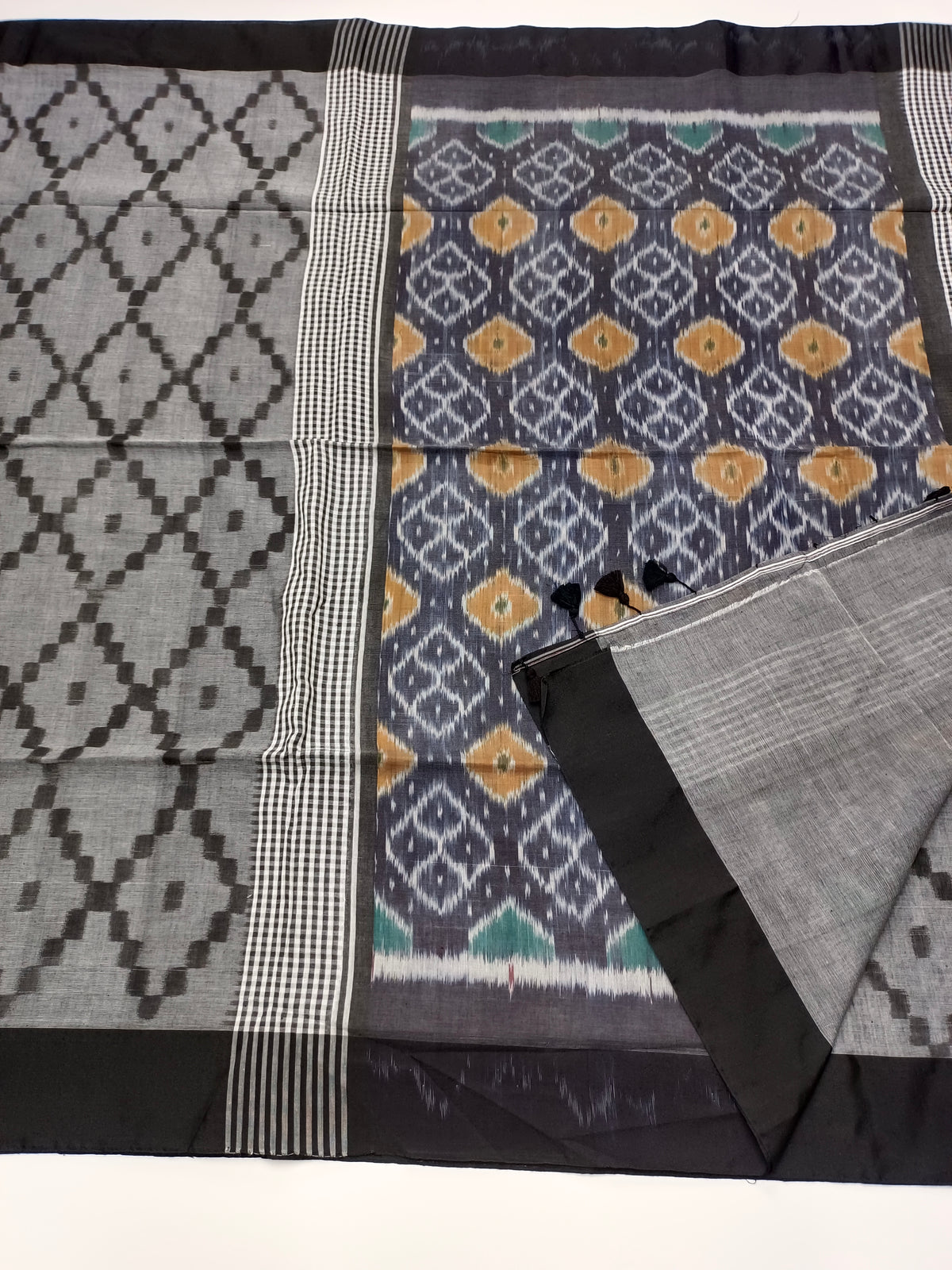 BENGALI MUL COTTON SAREE