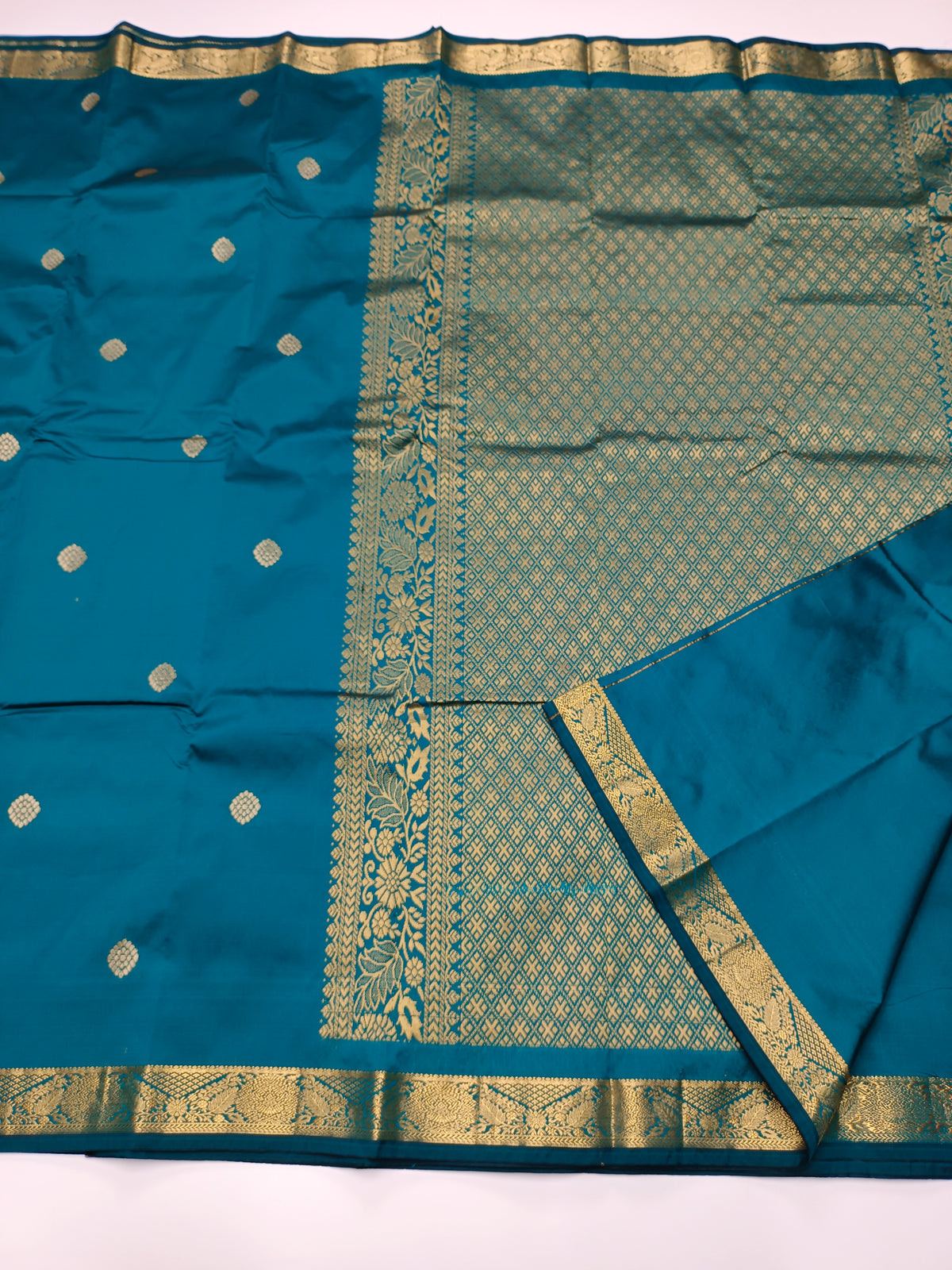 MINI MOLKALMURU SAREE