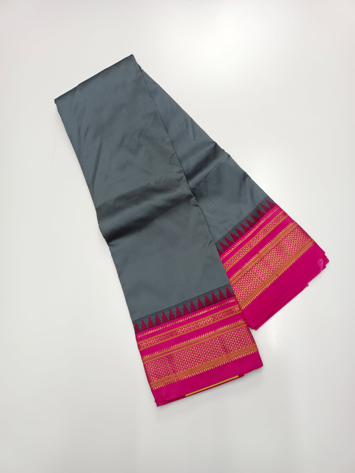 MINI MOLKALMURU SAREE