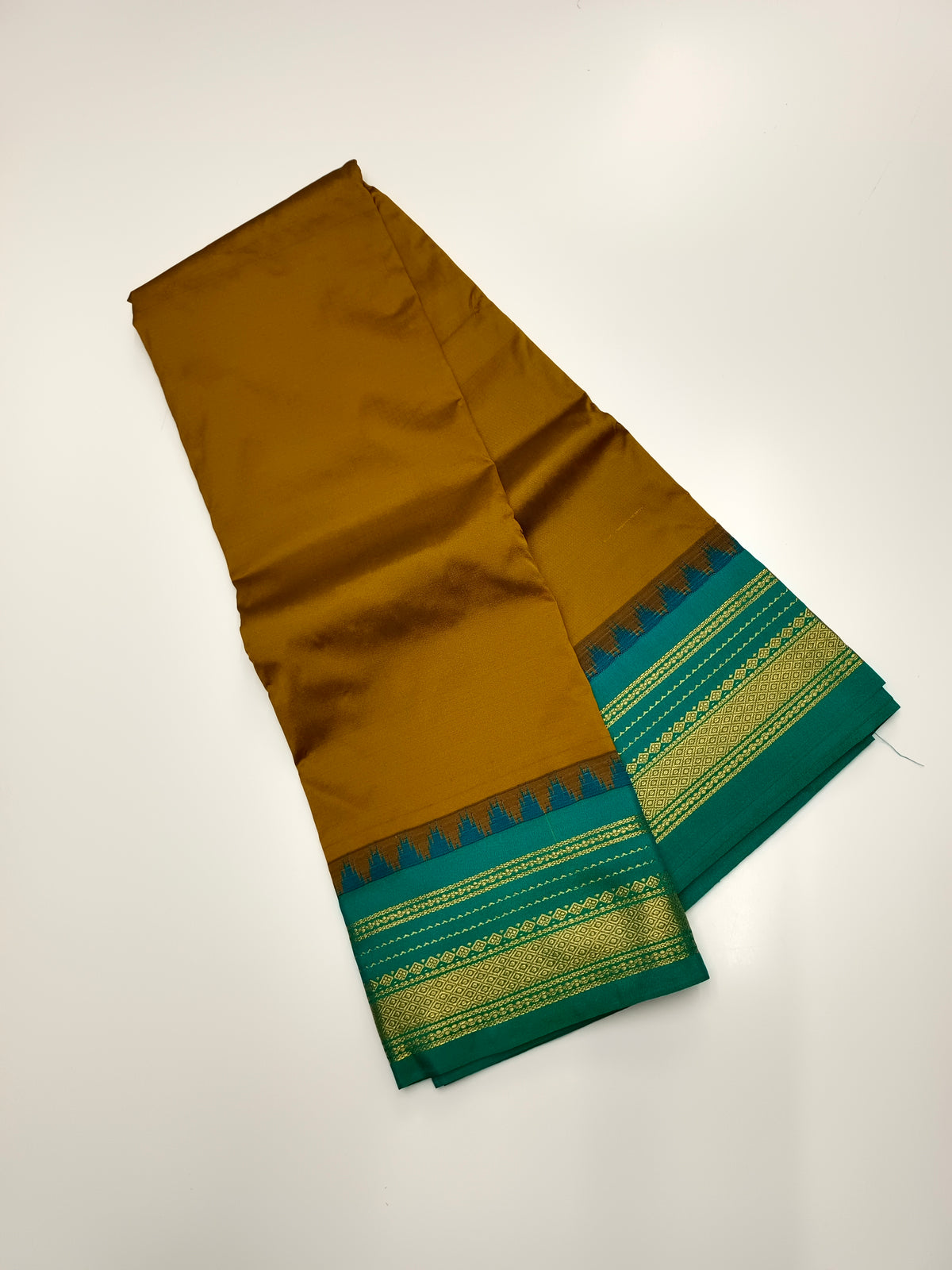 MINI MOLKALMURU SAREE