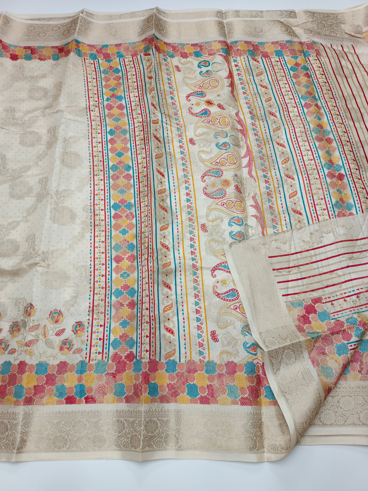 FANCY LENIN SAREE