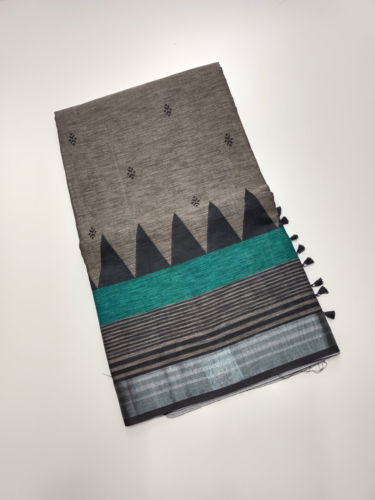 FANCY LENIN SAREE