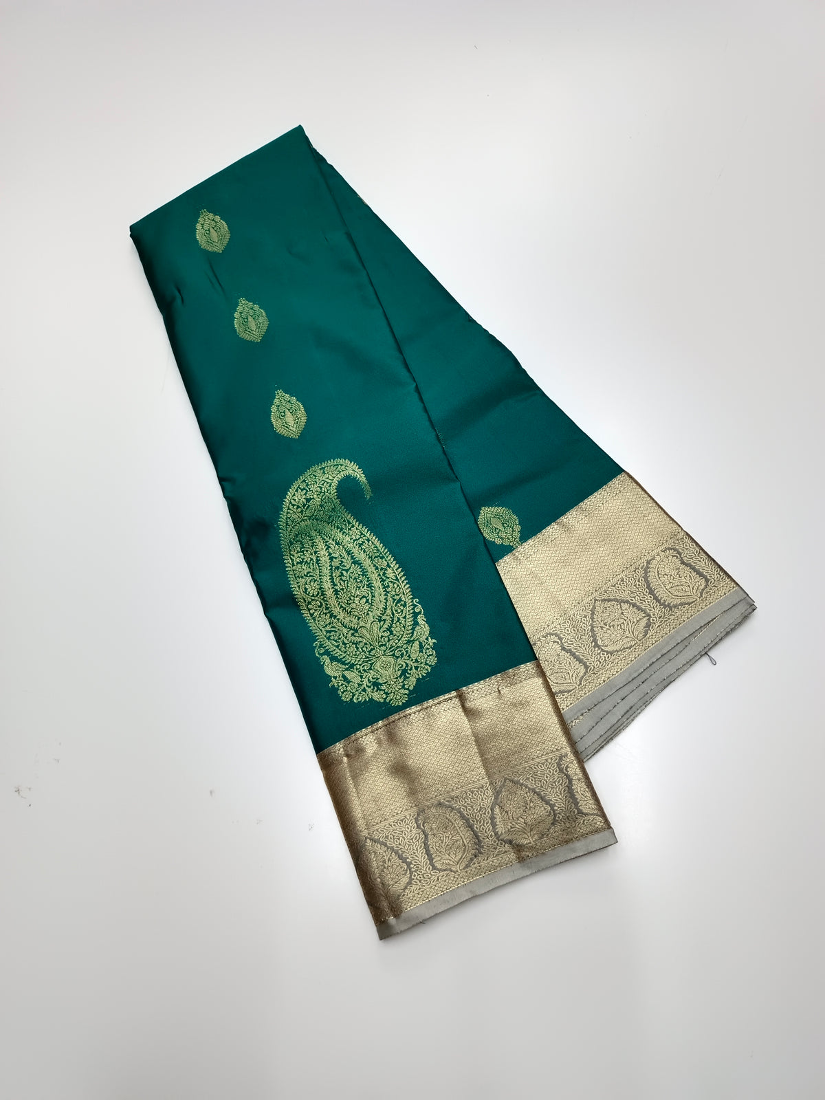 KANCHIPURAM SEMI SILK SAREE
