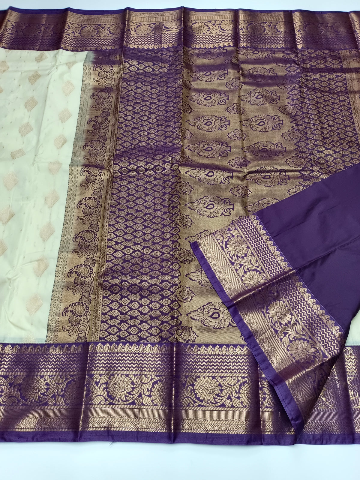 KANCHIPURAM SEMI SILK SAREE