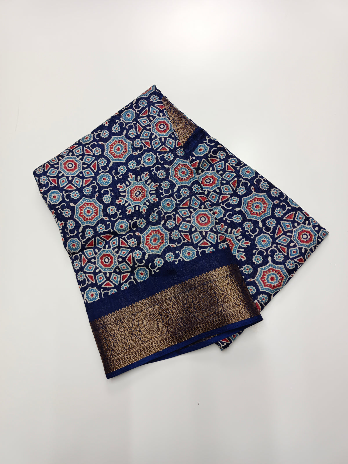 FANCY LENIN SAREE