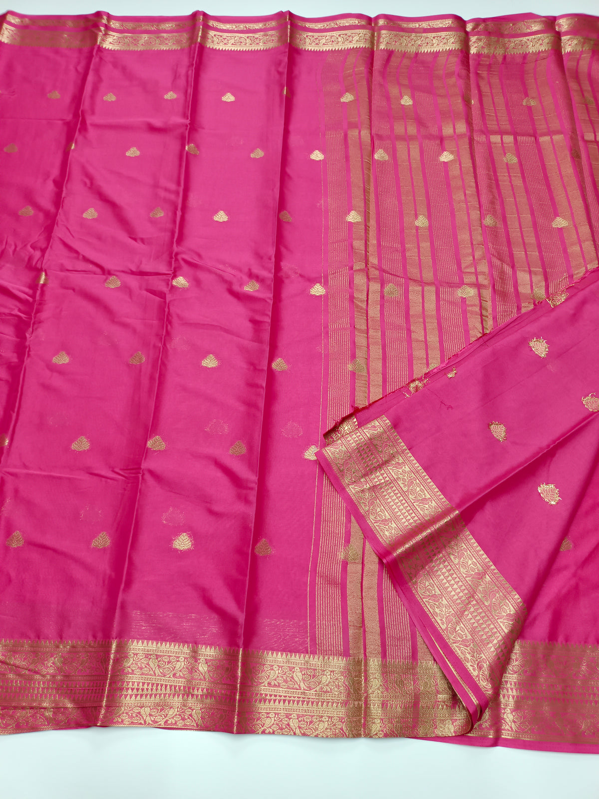 ART CREPE SAREE