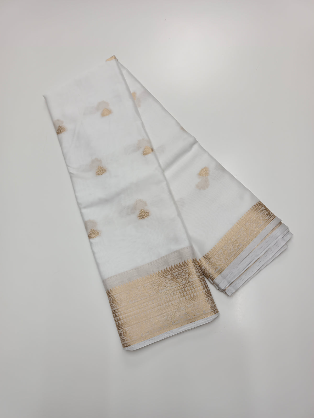 ART CREPE SAREE