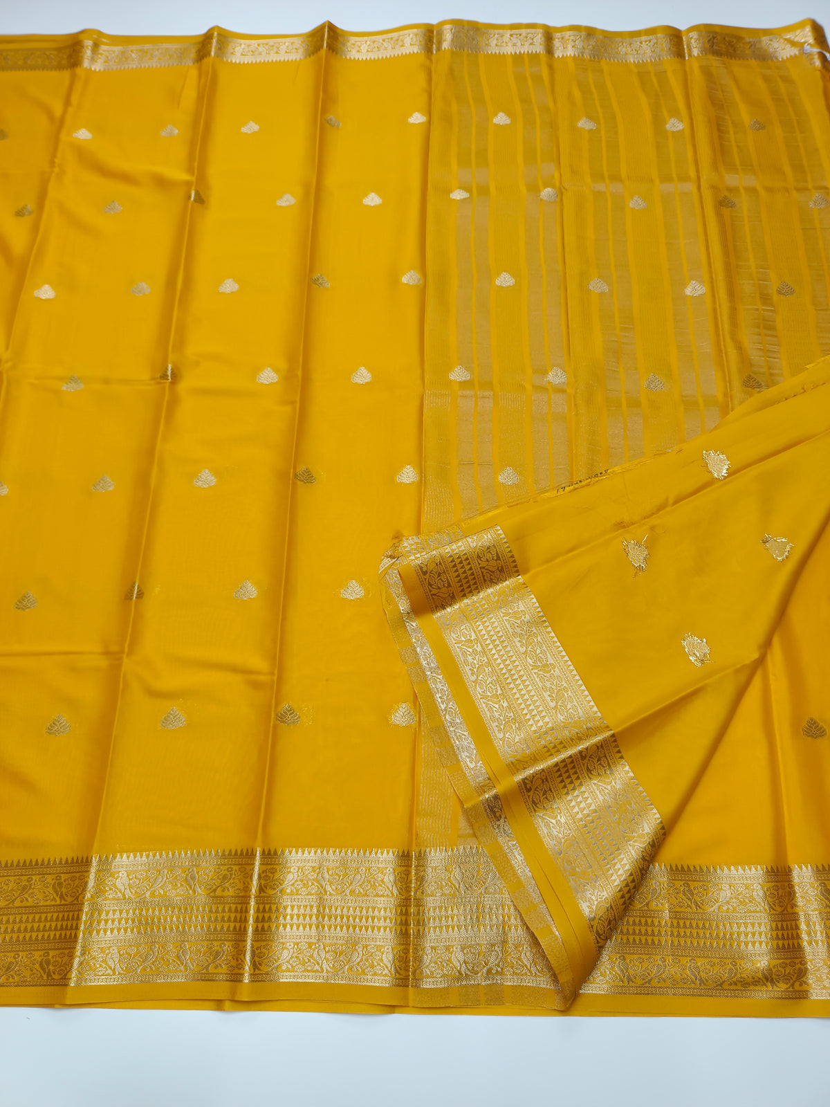 ART CREPE SAREE