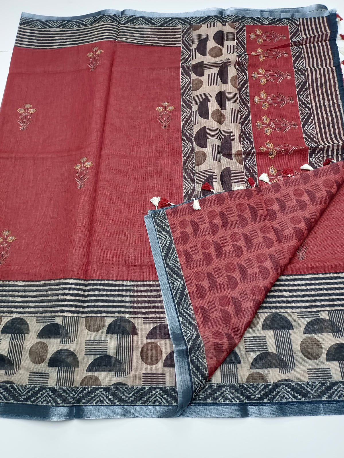 FANCY LENIN SAREE