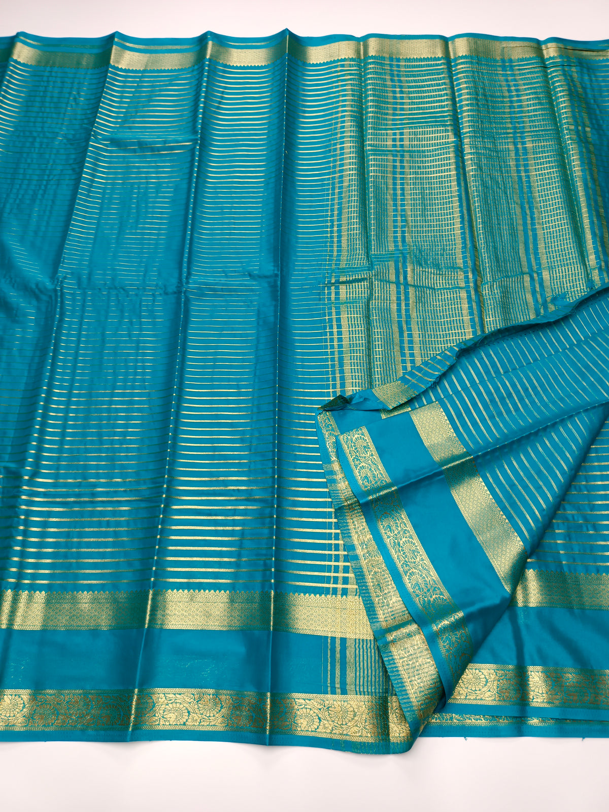ART CRPE SAREE