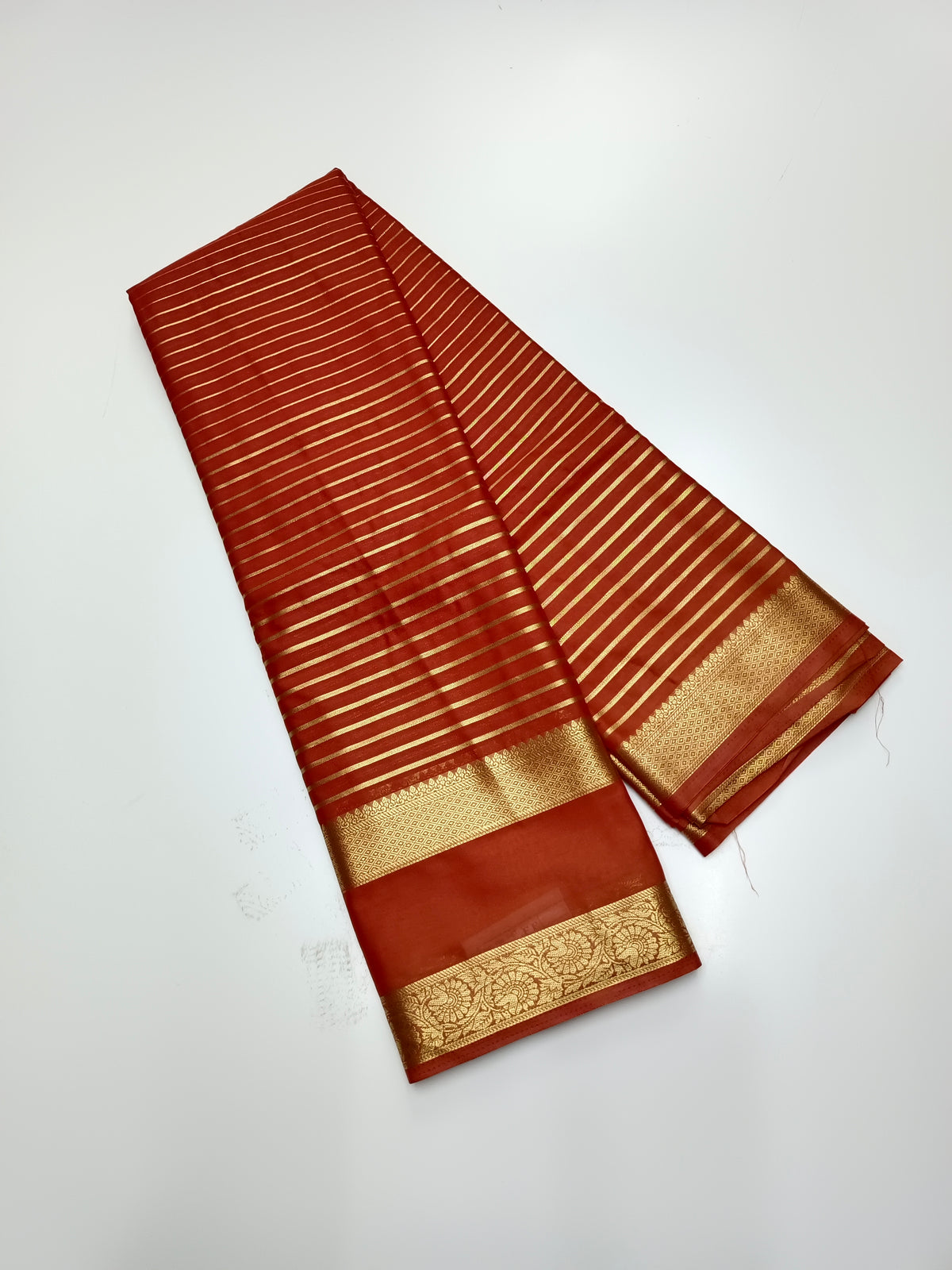 ART CRPE SAREE