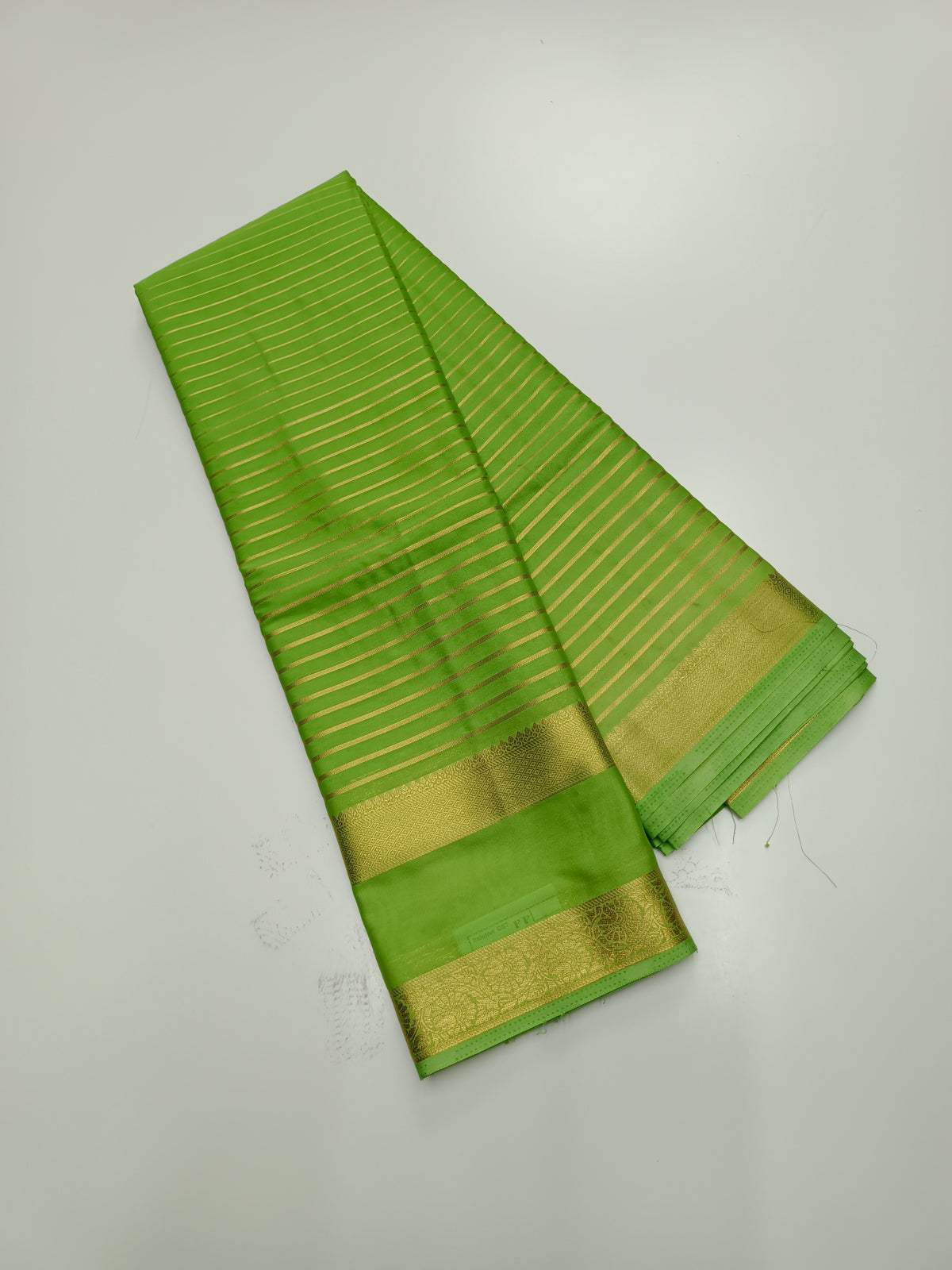 ART CRPE SAREE