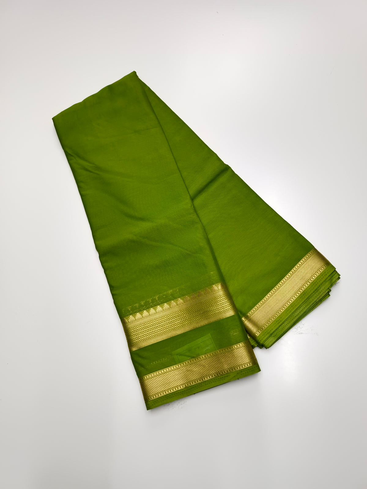 ART CRPE SAREE