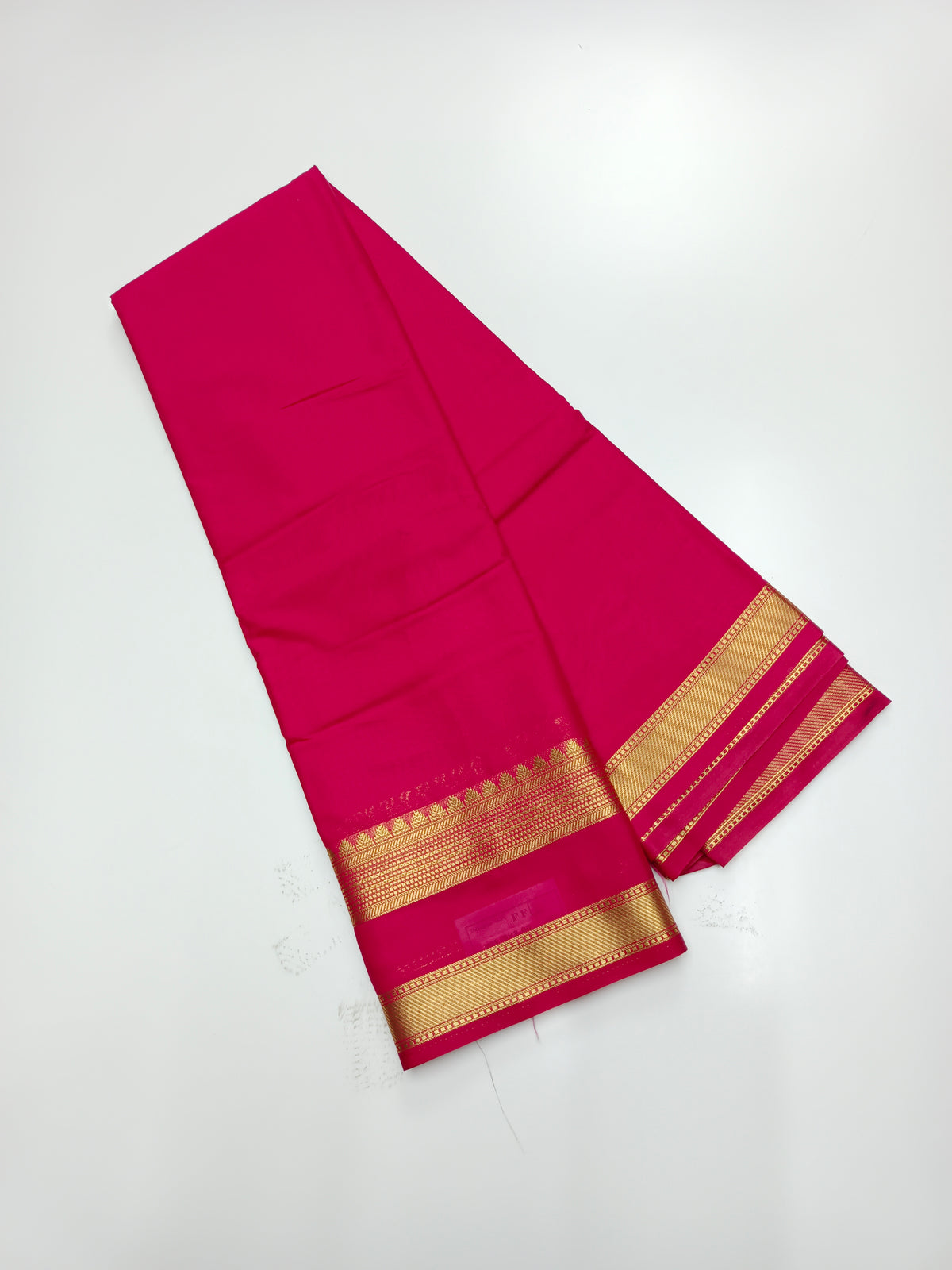 ART CRPE SAREE