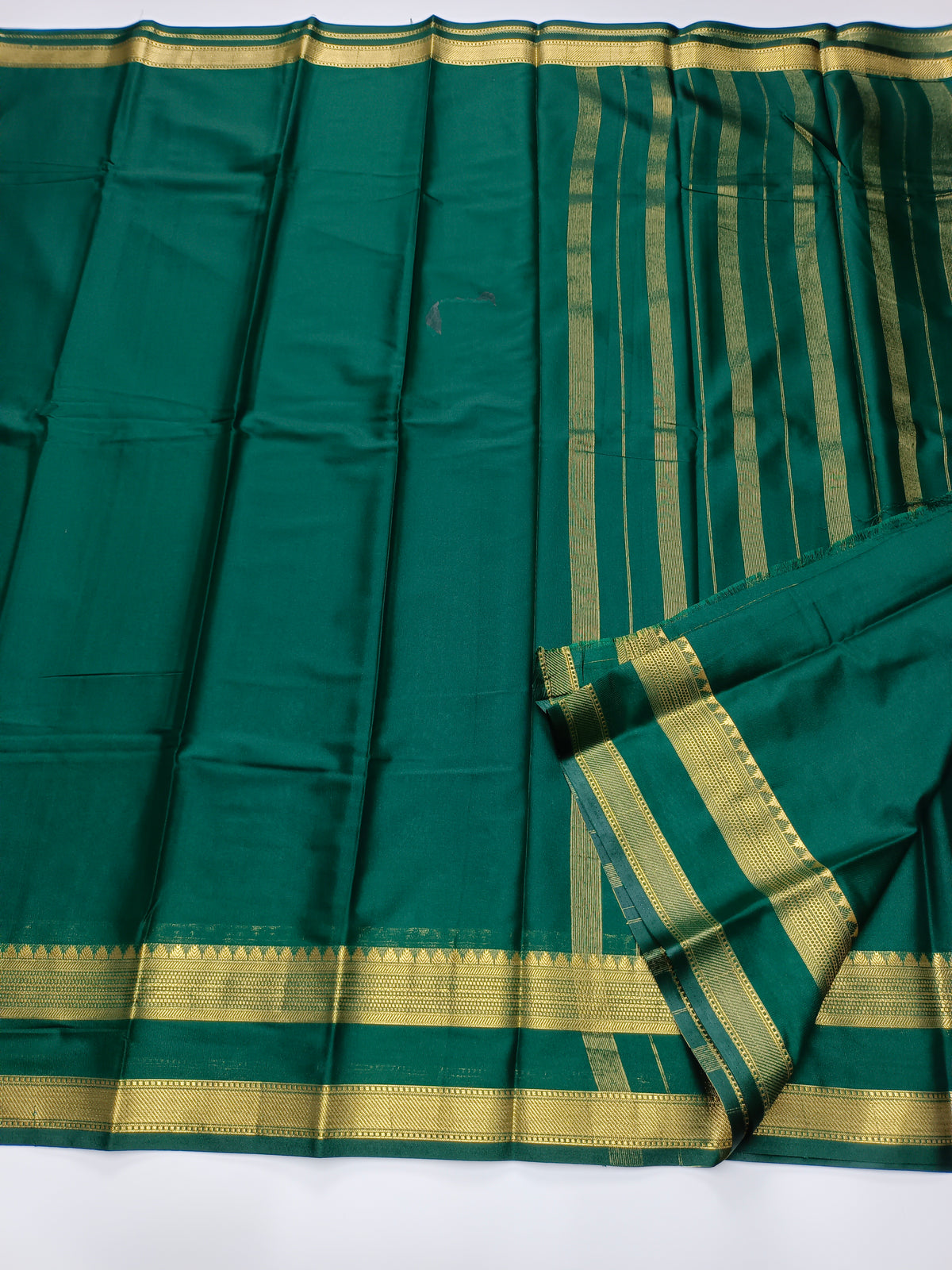 ART CRPE SAREE