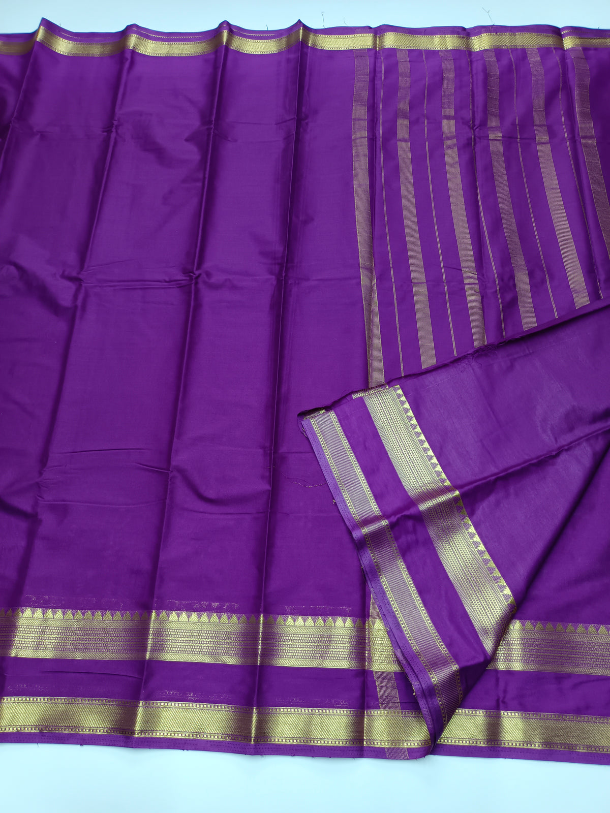 ART CRPE SAREE
