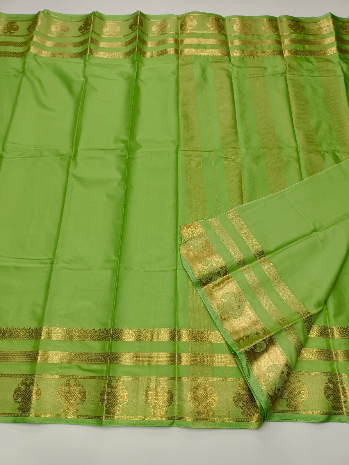 ART CRPE SAREE