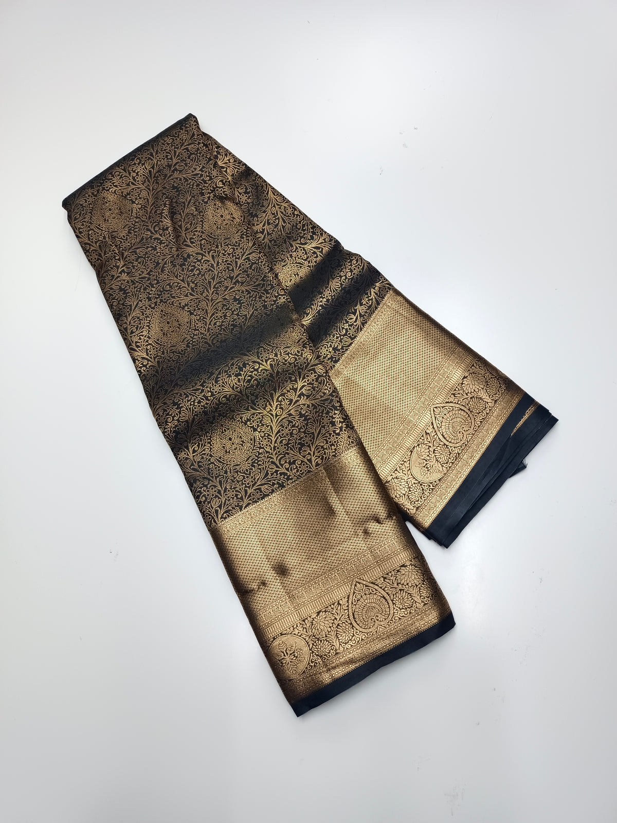 KANCHIPURAM SEMI SILK SAREE