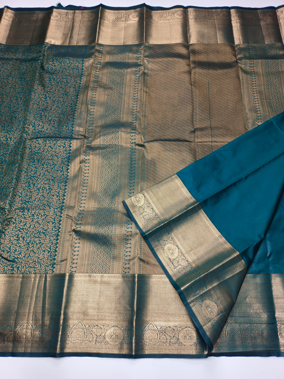KANCHIPURAM SEMI SILK SAREE