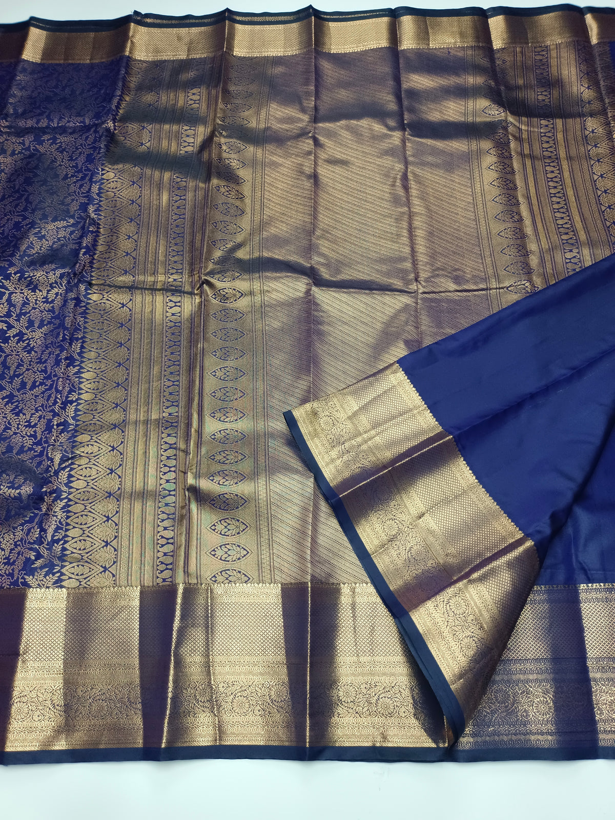 KANCHIPURAM SEMI SILK SAREE