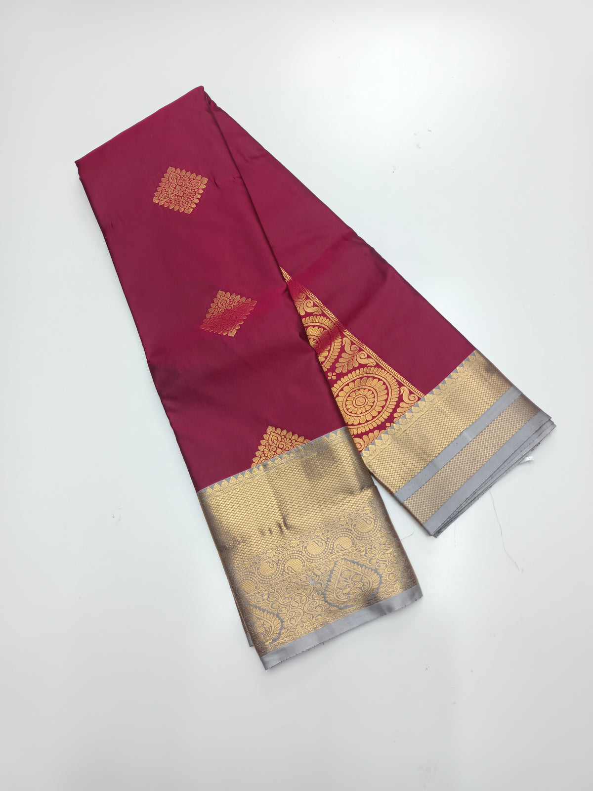 KANCHIPURAM SEMI SILK SAREE