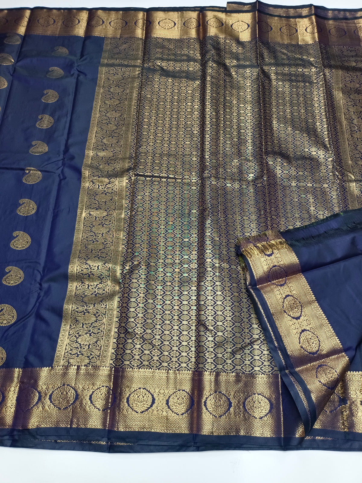KANCHIPURAM SEMI SILK SAREE