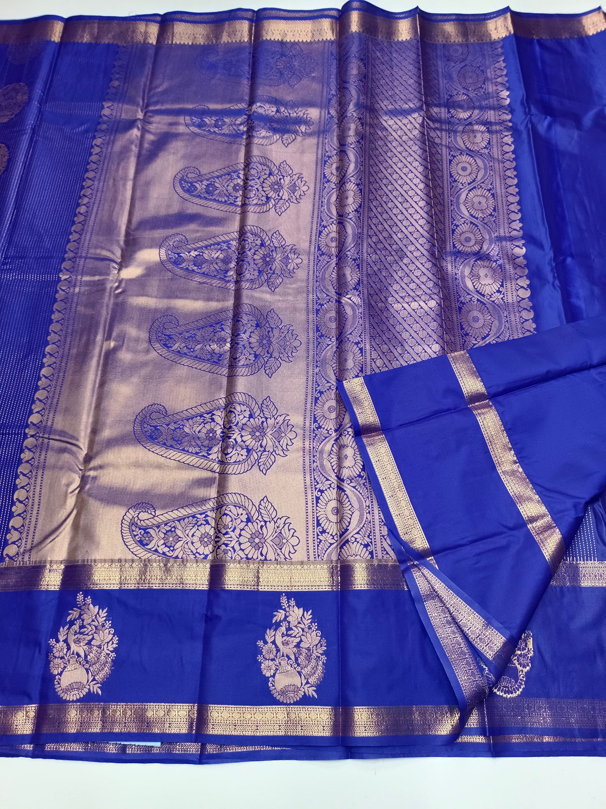 KANCHIPURAM SEMI SILK SAREE