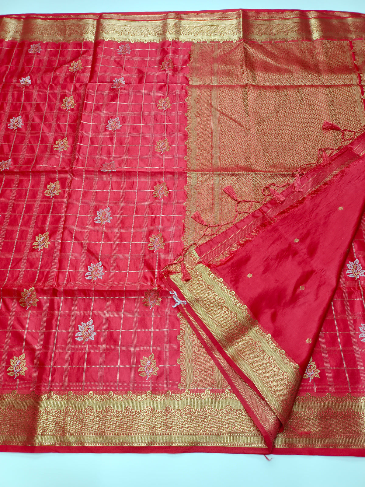 FANCY ART WORK SAREE
