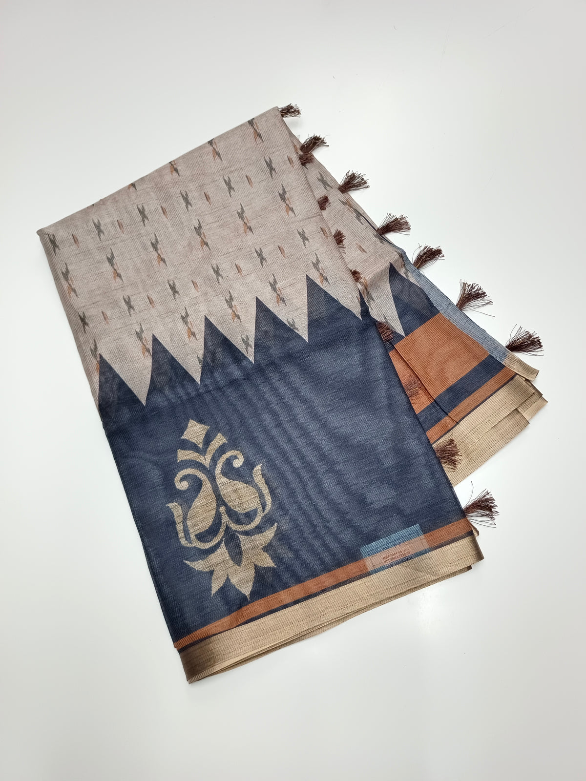 FANCY LENIN SAREE