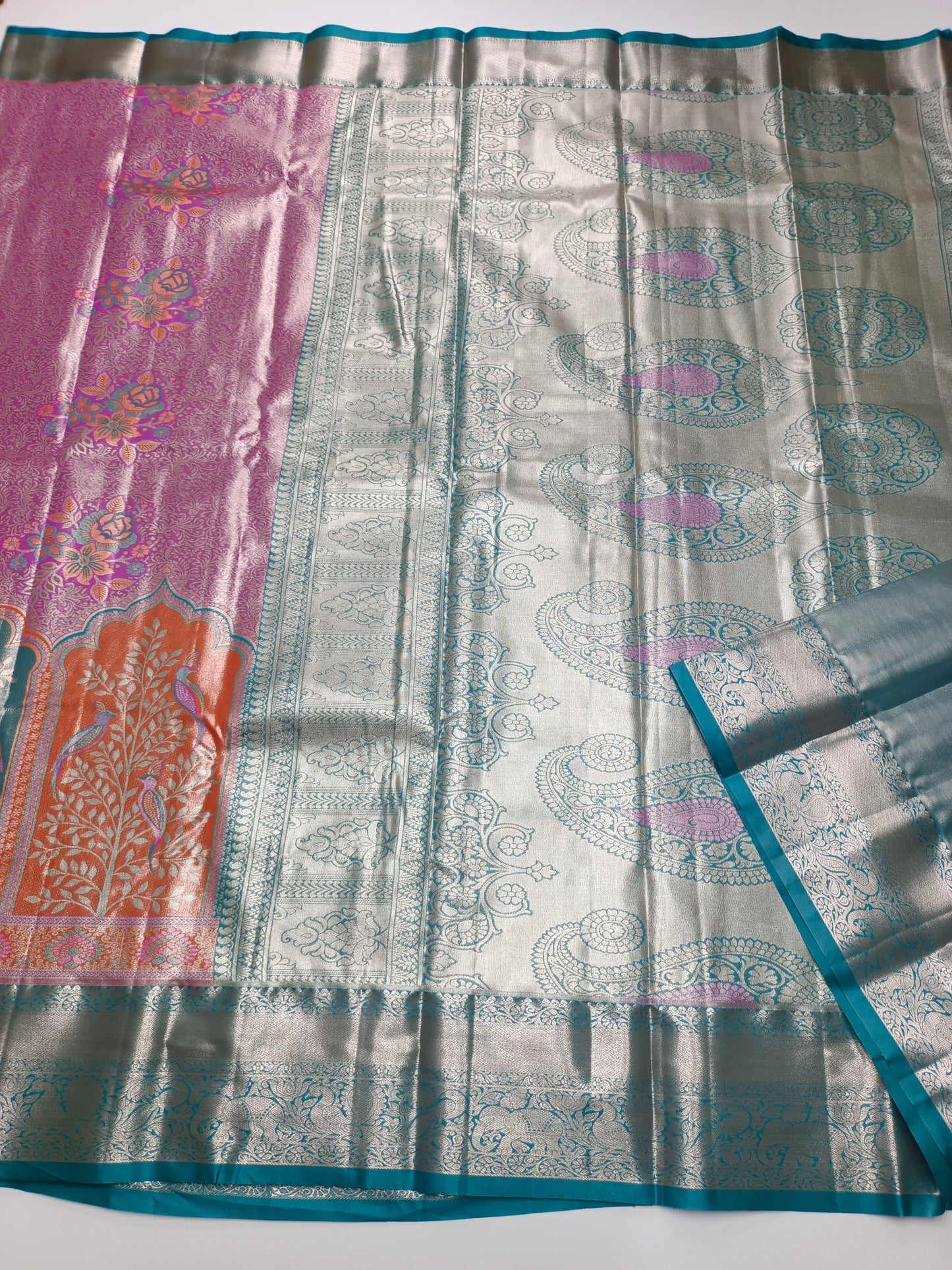 FANCY BROCADE SAREE - B S CHANNABASAPPA & SONS