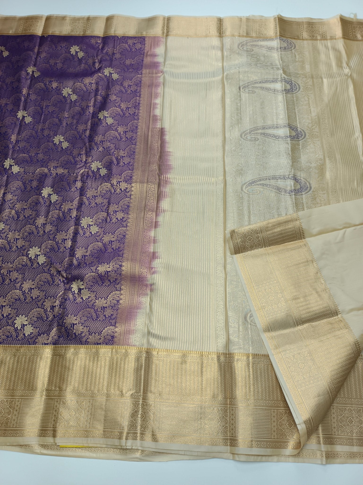 FANCY BROCADE SAREE - B S CHANNABASAPPA & SONS