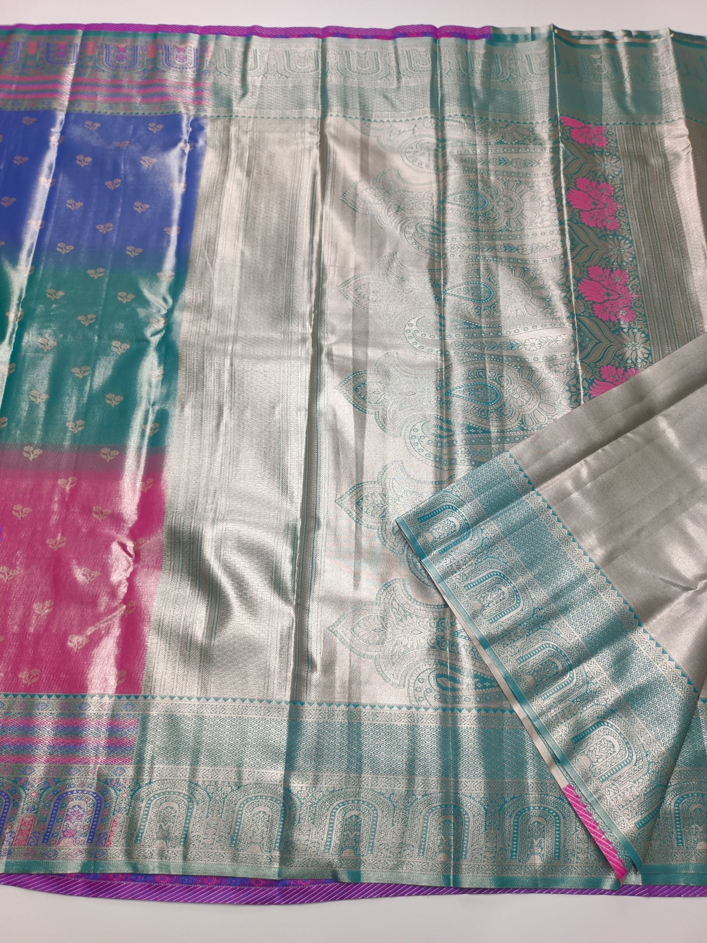 FANCY BROCADE SAREE - B S CHANNABASAPPA & SONS