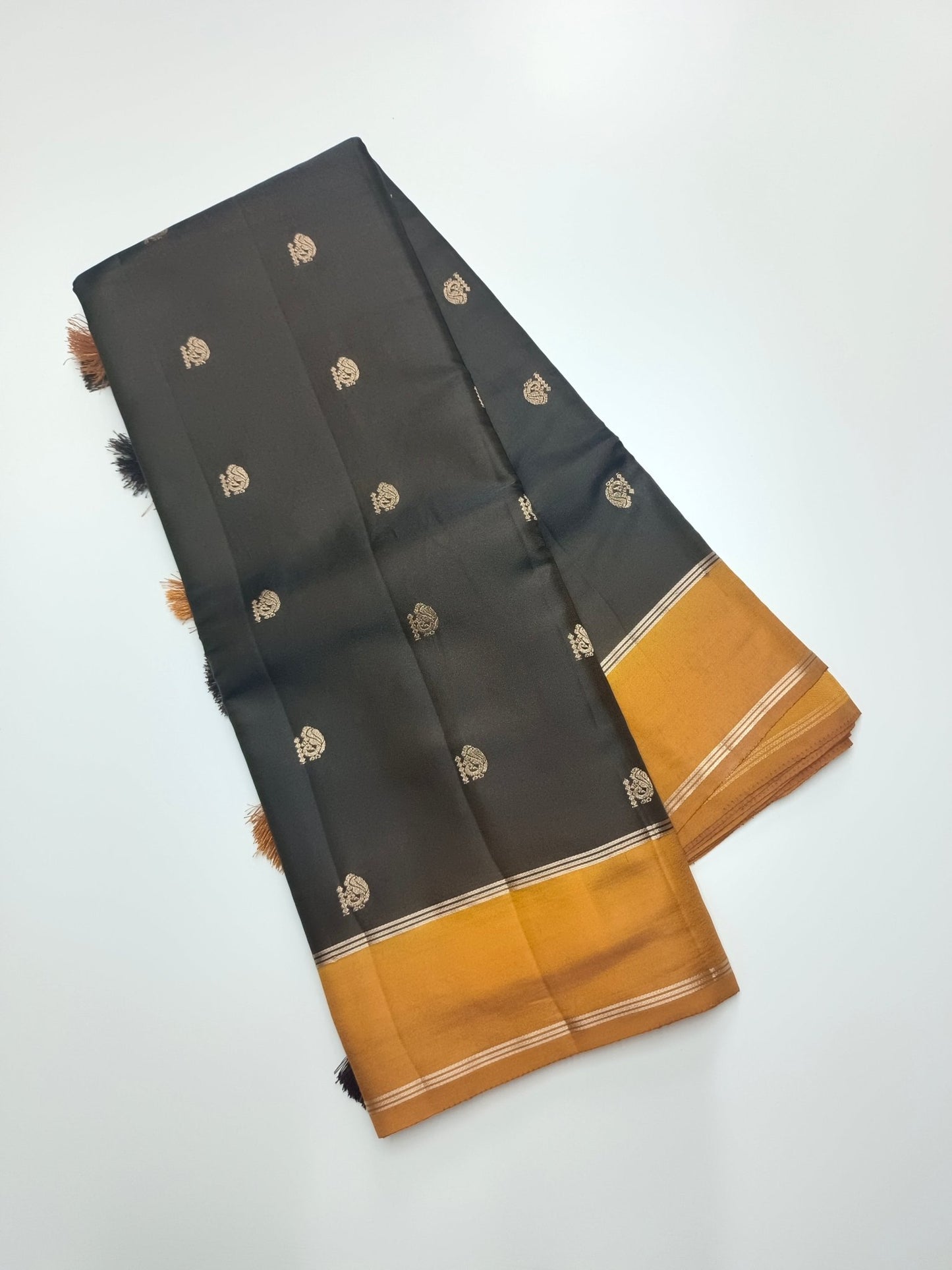 FANCY TUSSER SILK SAREE - B S CHANNABASAPPA & SONS