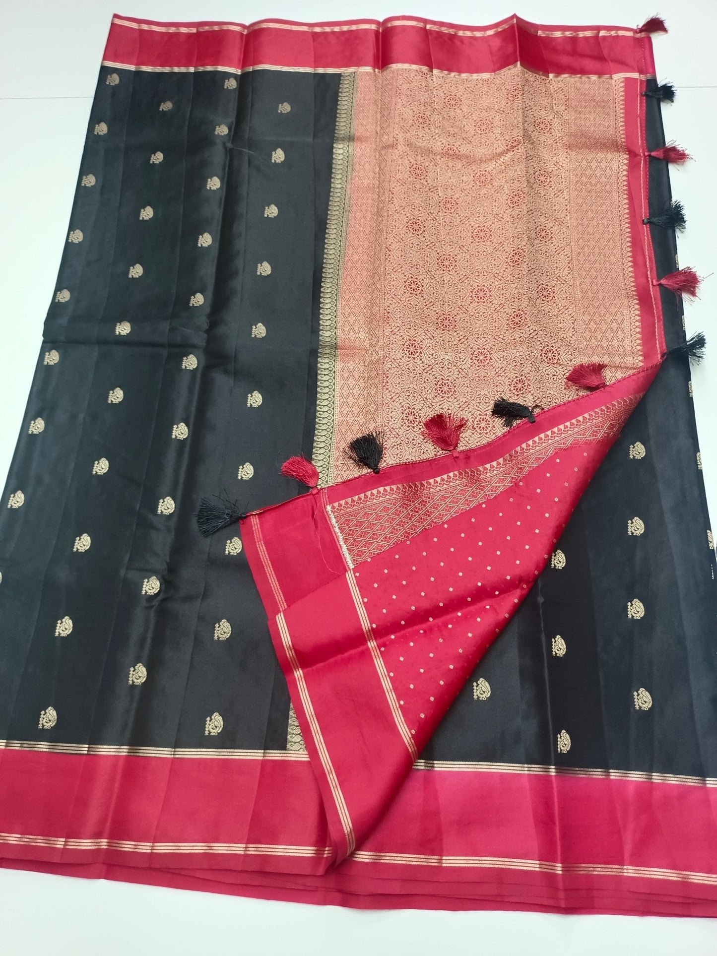 FANCY TUSSER SILK SAREE - B S CHANNABASAPPA & SONS